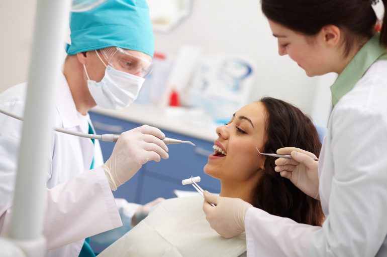 Implantes Dentários – Soluções Rápidas para a Perda ou Ausência de Dentes